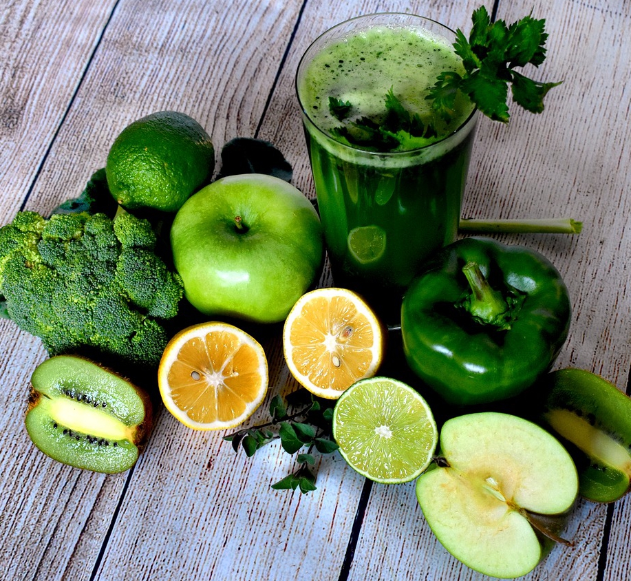 Bodegón de productos ricos en antioxidantes